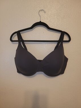 Skims Fits Everybody T-Shirt Demi Bra Black 40DDD